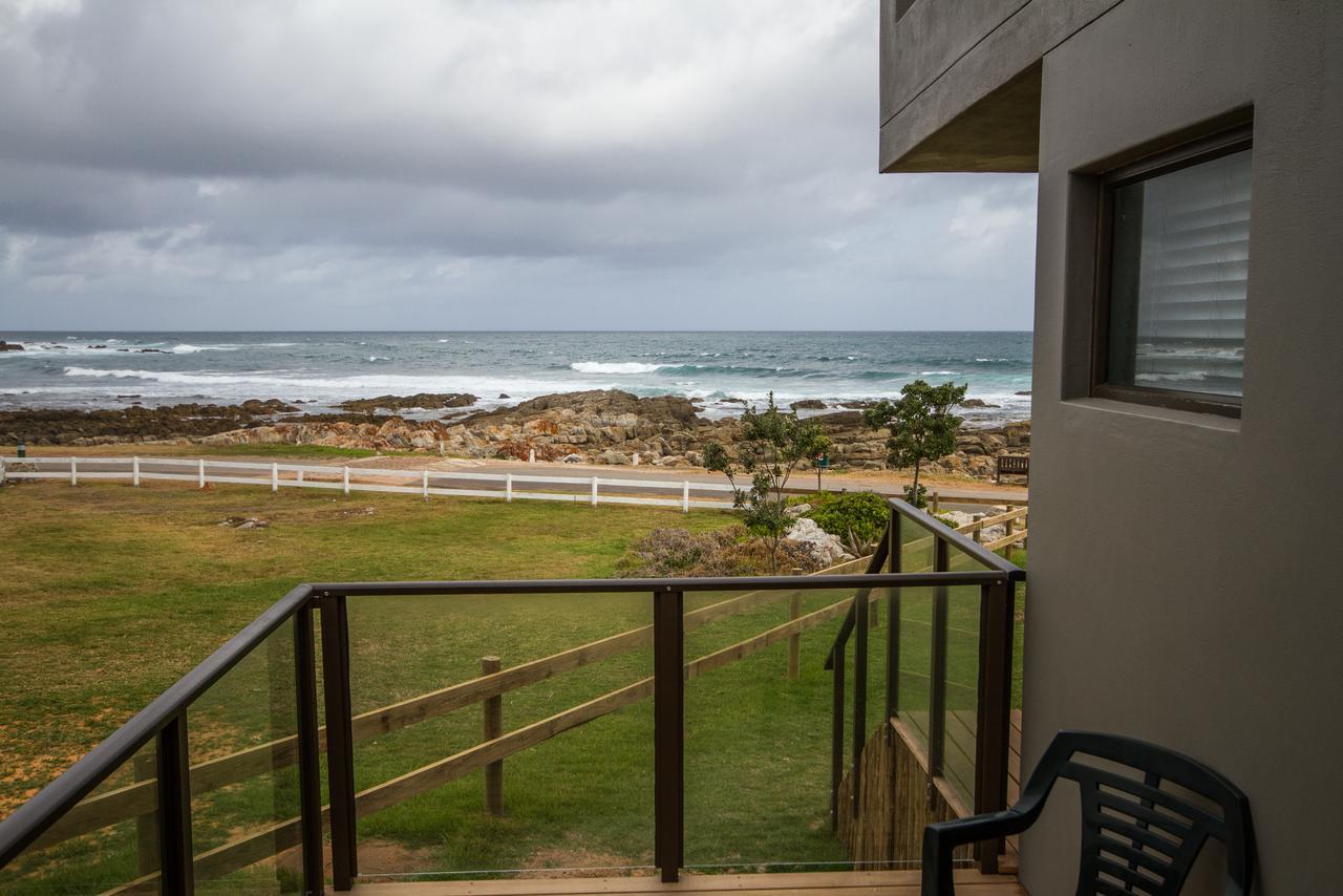 Little Rock Guesthouse Groot-Jongensfontein Buitenkant foto